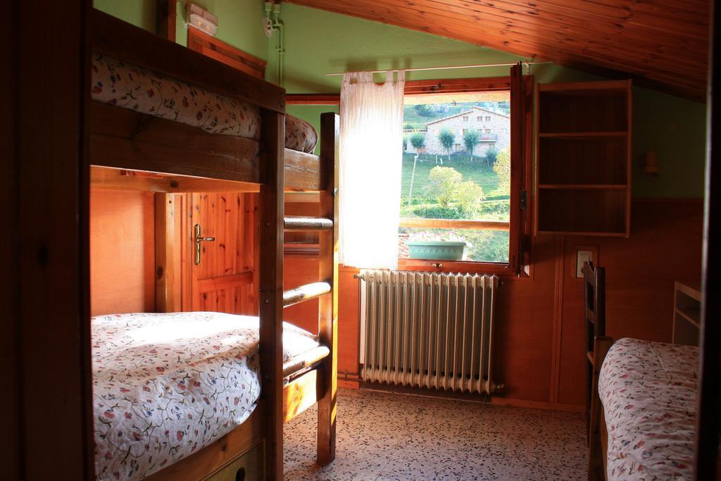 La Closa Hostel Castellar De N'Hug Room photo
